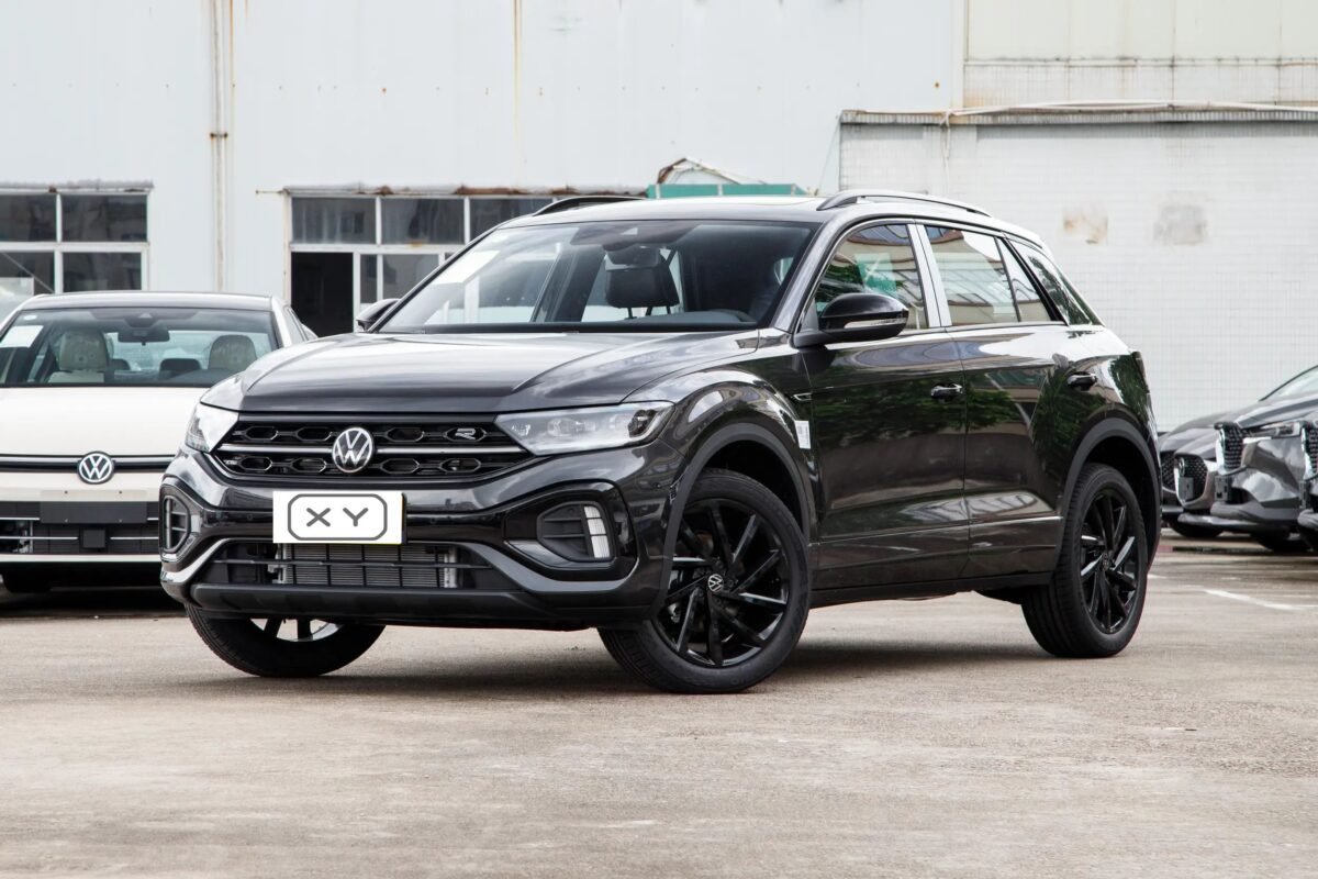 Volkswagen T-ROC black