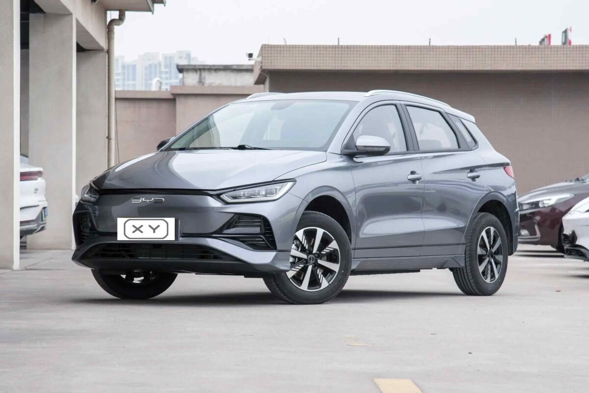 BYD E2