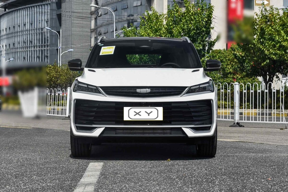 Geely Coolray Confident White