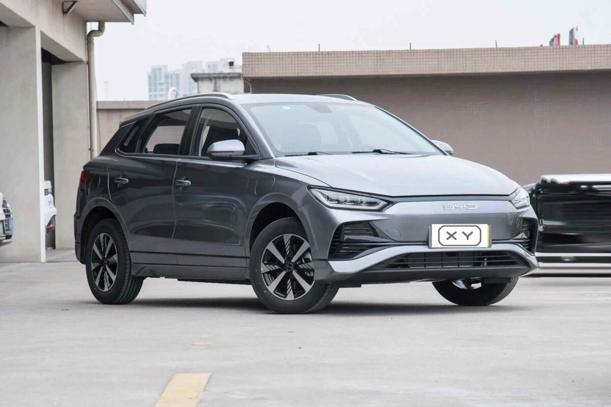 BYD E2