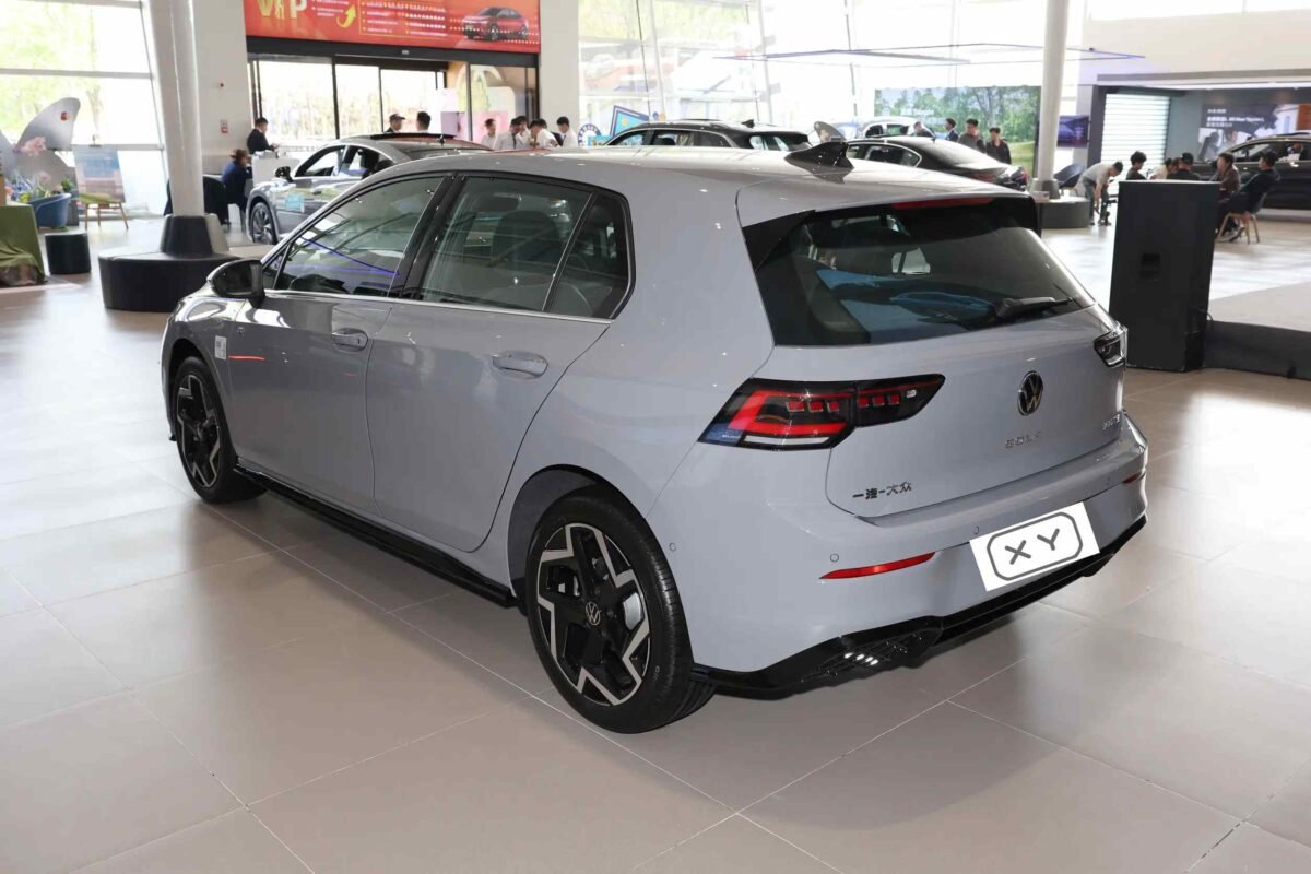 Volkswagen Golf A8 grey
