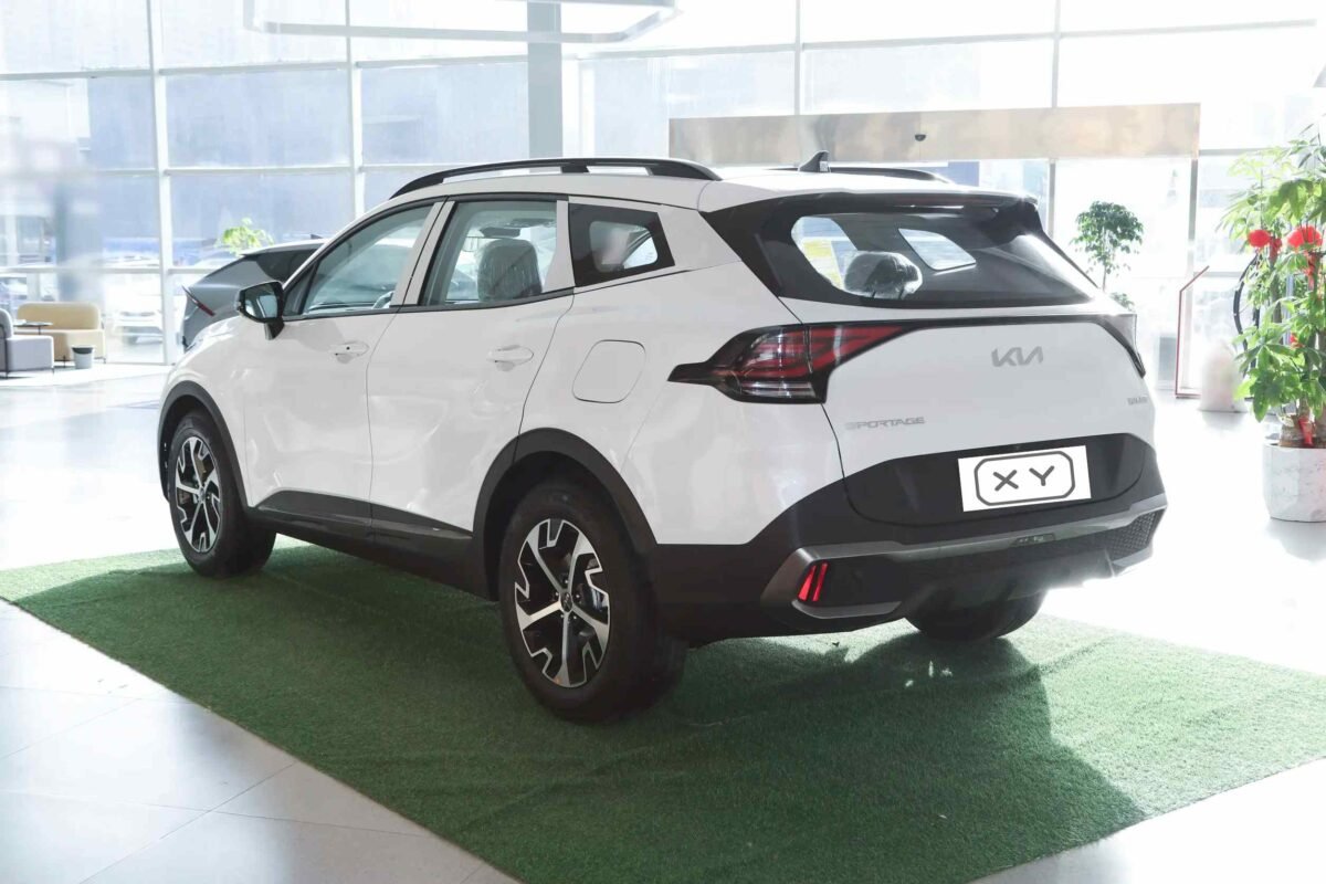 KIA Sportage White