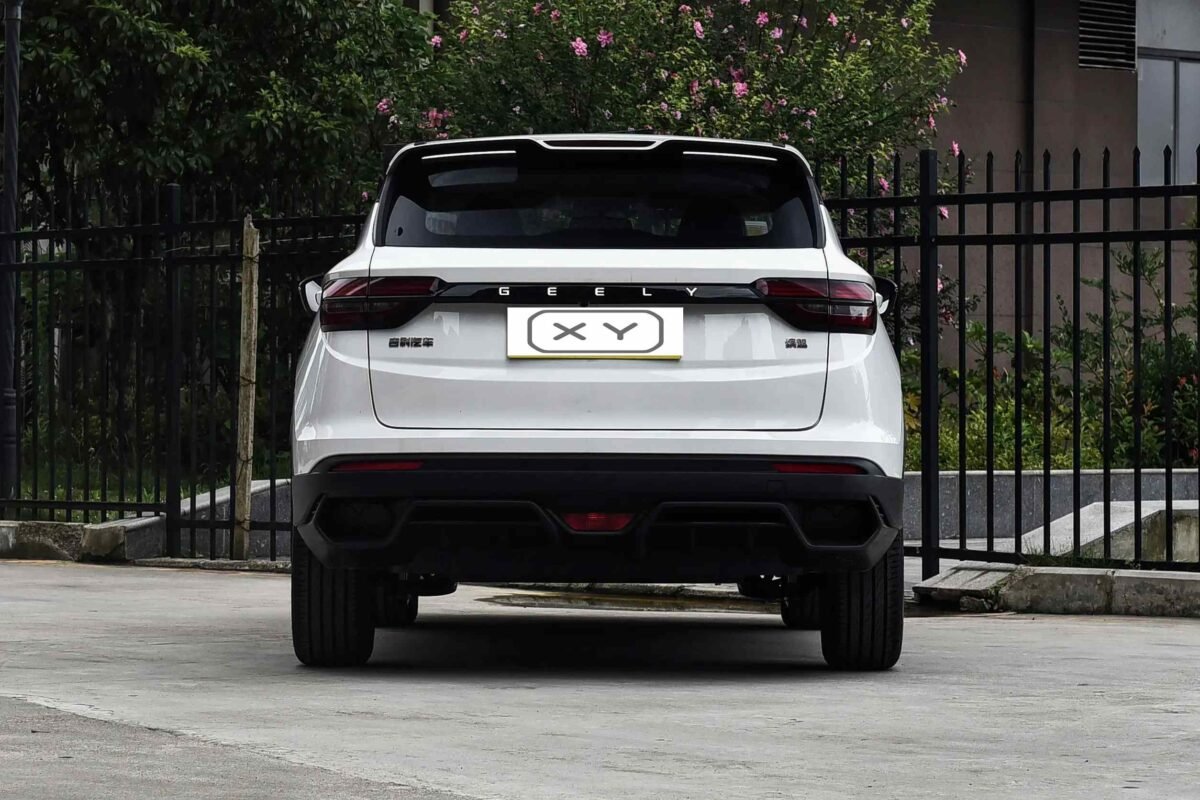 Geely Coolray Lightning White