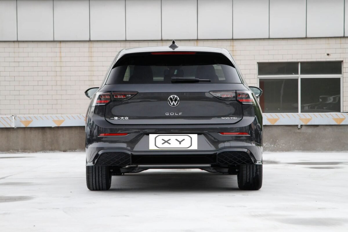 Volkswagen Golf A8 black