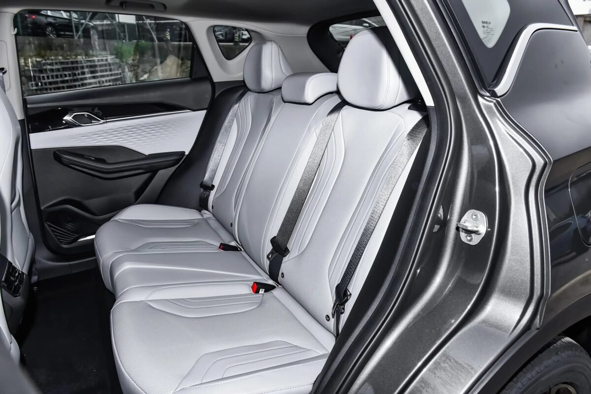 Geely Coolray Chameleon flagship optional package