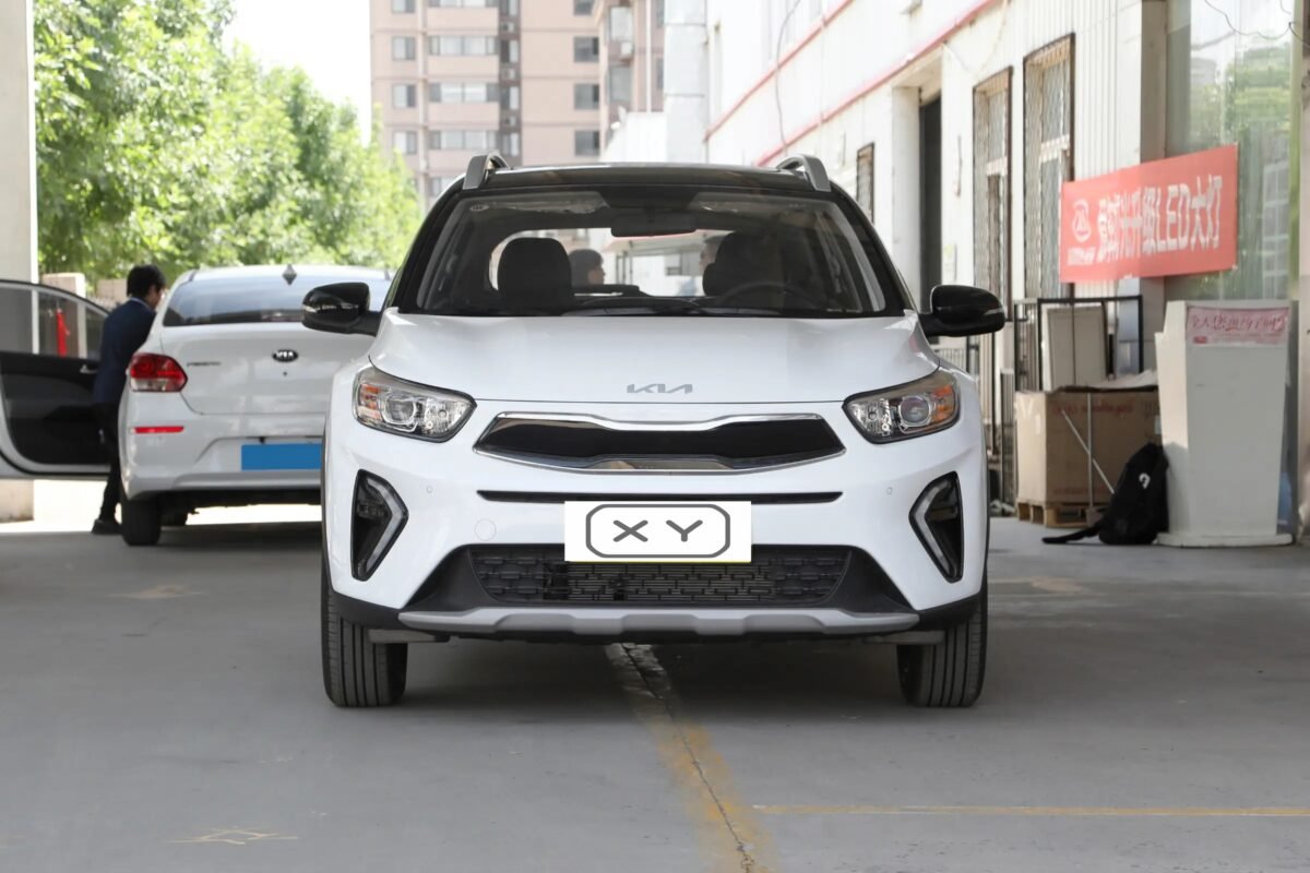 KIA KX1