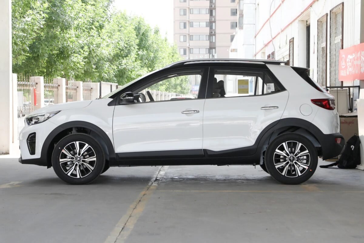 KIA KX1
